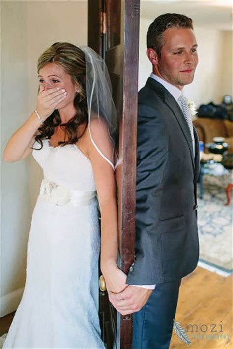 20 Heart Melting And Sweet Wedding First Look Photos Weddinginclude Wedding Ideas