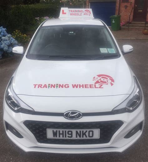 Do I buy or Lease My Instructor Car? The Pros and Cons explained