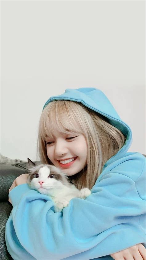 ️our bts official merchandise & bt21 official merchandise include bts army bomb, bts light stick, bt21 airpod case, bt21 phone case, bt21 plushies, bts clothing and bts hoodie. Lisa One Of The Best And New Wallpaper Collection. Lisa ...
