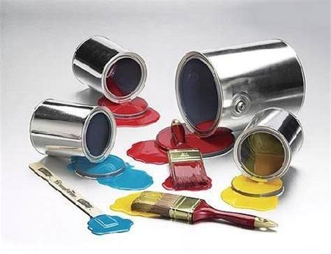 Once dried, the paint is difficult to remove. How to Remove Latex Paint From Concrete | Hunker