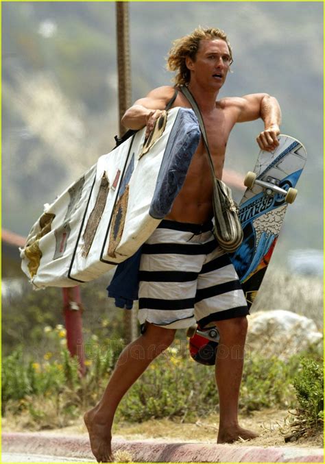 Surfs Up For Mcconaughey Photo 194461 Matthew Mcconaughey Pictures