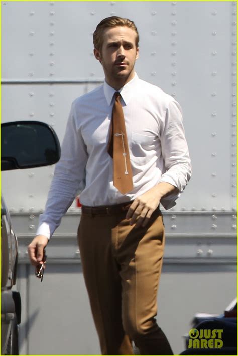 Ryan Gosling Suits Up For La La Land Filming In Pasadena Photo 3455910 Ryan Gosling Photos