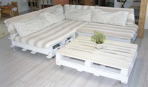 Diy Pallet Sofa Bed Baci Living Room
