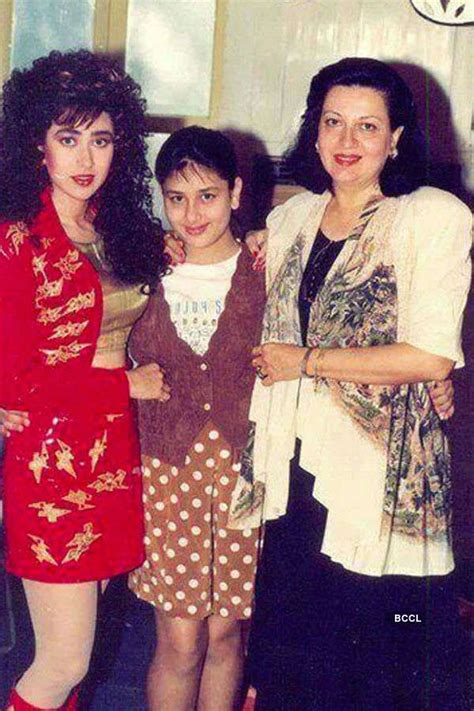 Karisma Kapoor And Kareena Kapoor Pose With Their Mother