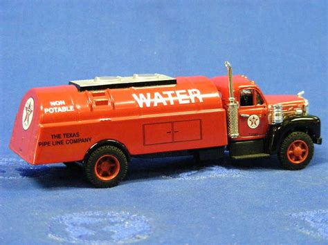 Buffalo Road Imports Mack B Rigid Tanker Texaco Pipeline Truck