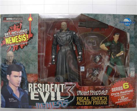 The ninth major installment in the resident evil series. Chris Redfield vs Tyrant Resident Evil 3, Biohazard, Moby ...