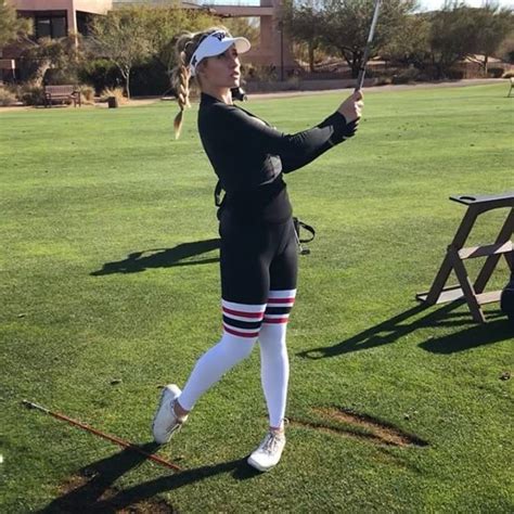 Potere Alle Donne Paige Spiranac è La Prima Atleta Del 2018 Di