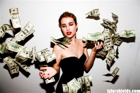 Emma Roberts Eats 100000 In Tyler Shields Photoshoot Huffpost