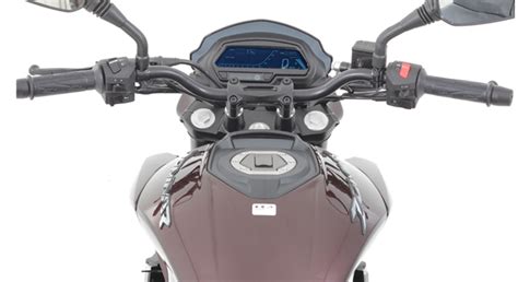 Here is the kawasaki motorcycle updated prices and list in the philippines for 2021 from motortrade philippines. Kawasaki Bajaj Dominar 400 2020, Philippines Price, Specs ...