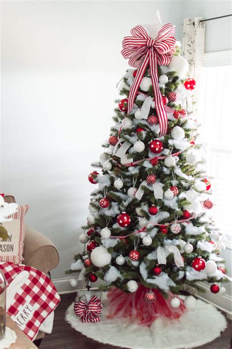 How To Decorate A Christmas Tree Professionally Christmas Displays