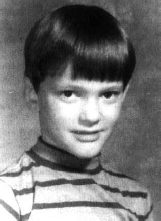 Quentin jerome tarantino was born in knoxville, tennessee. Quentin Tarantino | Young celebrities, Famous kids, Famous ...
