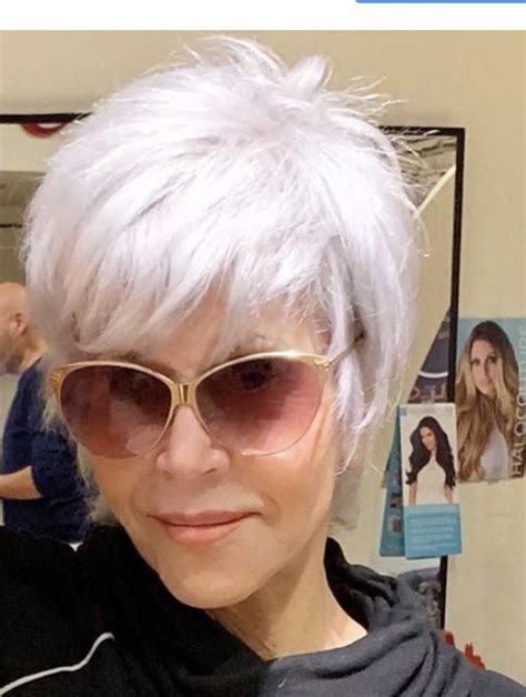 View yourself with this classy jane fonda hairstyle. Pin on Hair