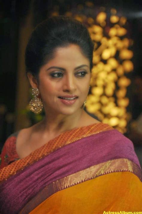 Nadhiya Latest Spicy Stills In Colorful Yellow Saree Actress Album