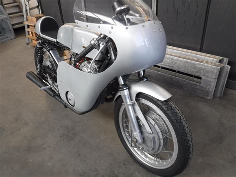 It's been garage kept and is in very good condition. 1964 Honda Cb72 250 Cc Racer for Sale | CCFS