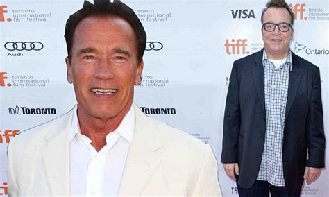 Arnold Schwarzenegger S Co Star Tom Arnold Says Star Needs Sex 5 Times A Day Daily Mail Online