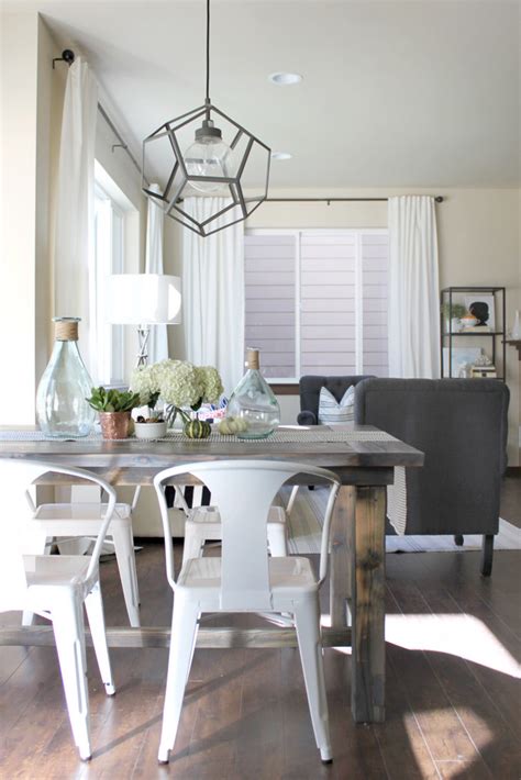 Walnut round table with pedestal (chairs not included). lovesome: make it: a farmhouse table