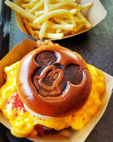 Yummm Disneyland Food Disney Desserts Food