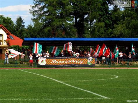 Oficjalna strona kolejowego klubu sportowego czarni sosnowiec. Galeria: Brzozovia Brzozów - Czarni Jasło (2019-08-11 ...