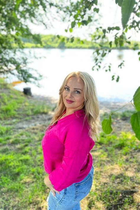 Wonderful Svitlana 47 Yo From Dnepr With Blonde Hair Id 288449 Ukrainian Brides Ladadate