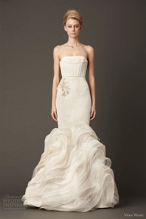 Maybe you would like to learn more about one of these? Honey Buy: Vera Wang Fall 2013 wedding dresses