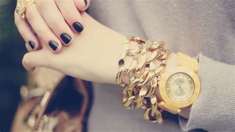 Wallpaper Hands Yellow Blue Jewelry Watches Girl Hand Nail