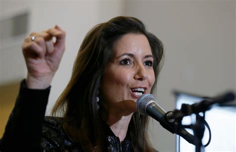 Oakland Mayor Who Tipped Off Immigrants To Ice Raid Draws Justice