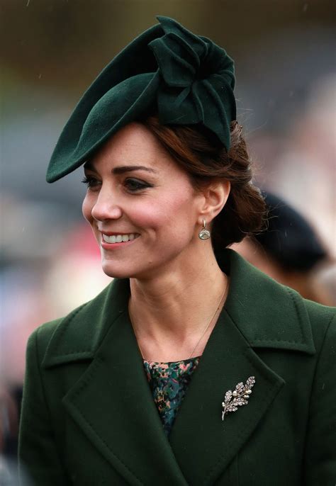 kate middleton duchess of cambridge wears green coat on christmas day 2015 glamour