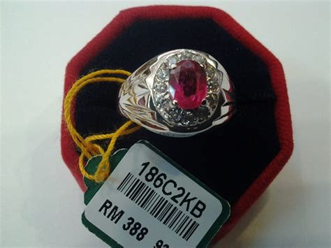 Cincin silver ukir etnis permata ruby untuk mempelai pria. Serlahkan Kewanitaan Dengan Barangan Hiasan Emas: CINCIN ...