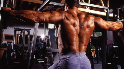 8 Worst Things You Can Do To Build A Bigger Back Muscle And Fitness