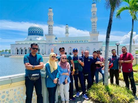 Kota kinabalu, sabah negeri yang masih kaya dengan sumber alam semula jadi malah penduduknya juga berbilang etnik dan budaya. Kereta Sewa Kota Kinabalu - Percuma Island Hoping!