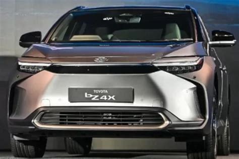 Pertama Di Asia Tenggara Toyota Bz4x Hadir Di Thailand Harganya