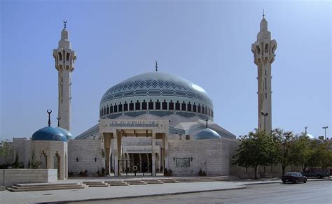 او يمكنك التوجه الى صفحة الاذاعة الخاصة بالقارئ. مسجد الملك عبد الله الأول - ويكيبيديا