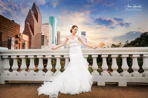 Wedding places in houston for photography. Treebeards Market Square Houston Texas | Wedding Photographer