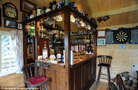 l'll have a small one! Summerhouse converted into ...