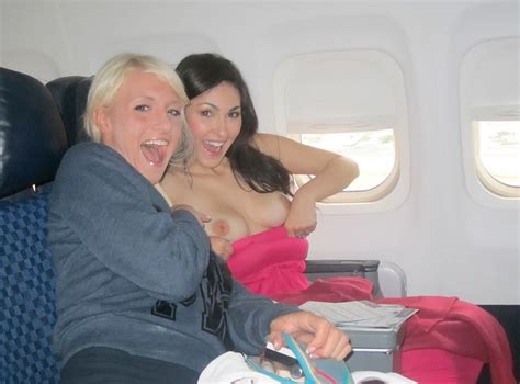Flashing On Airplane G R L The Best Porn Website