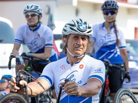 I carabinieri hanno acquisito almeno un video amatoriale che avrebbe ripreso il momento del tragico incidente Incidente Zanardi, nuovo intervento neurochirurgico per il ...