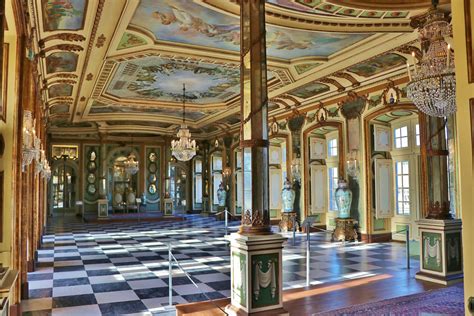 Lisbon's Forgotten Historical Palaces Tour (National Queluz and Ajuda Palace) - TakingUThere