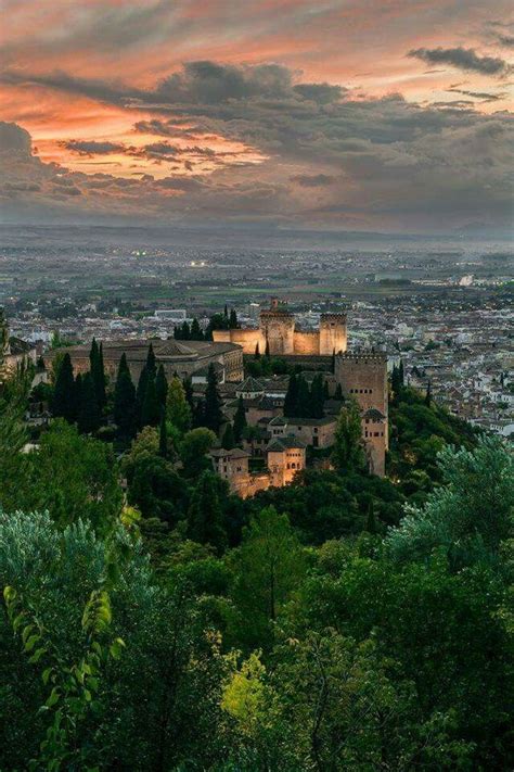 Entscheidend ist dabei vor allem, ob man mit dem eigenen auto anreisen möchte, denn das würde. wunderschön (mit Bildern) | Granada spanien, Reisen, Granada