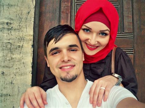 In islam, there are many remedies available for the married people to resolve the issues if they face any. Pin by Sarah ♥ Mehmood on Muslim Couples ♥ | Muslim ...