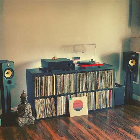 I'm digging the my new set up. | Apartment inspiration ...