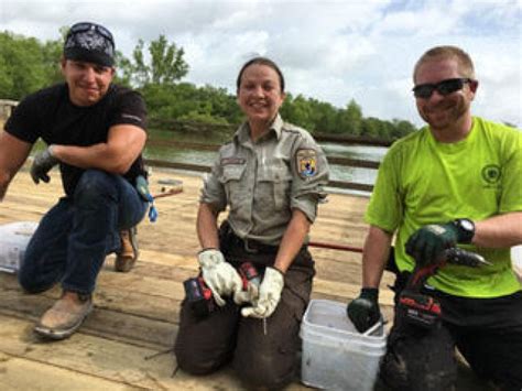 Unions Us Fish And Wildlife Service Join Forces For Conservation The