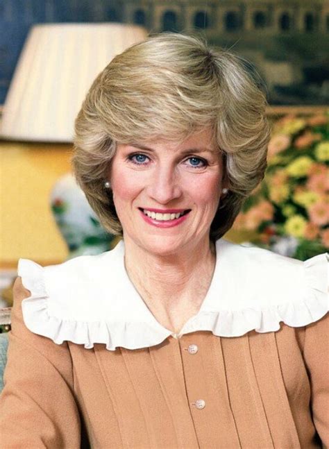 The late princess diana was the most photographed woman in the world. Wie Prinzessin Diana aussehen würde, die im Jahr 2021 60 ...