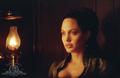 Xếp Hạng bộ phim của nữ minh tinh Angelina Jolie