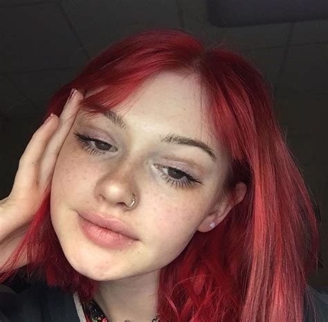 Pin By 𝖘𝖙𝖚𝖕𝖎𝖉 On G I R L S ☾ Red Hair Inspo Aesthetic Hair Dyed Red