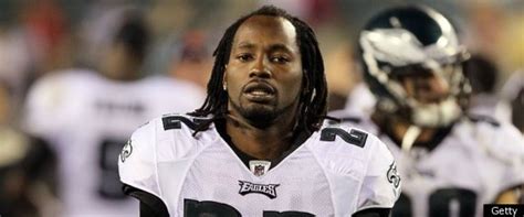 Asante samuel is a corner back for the new england patriots. Asante Samuel