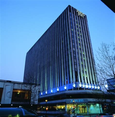 Jurys inn is a hotel group operating across the uk, ireland and czech republic, with 36 locations under the jurys inn brand and 7 under the leonardo brand. Hotel Jurys Inn Birmingham, Birmingham - trivago.co.uk