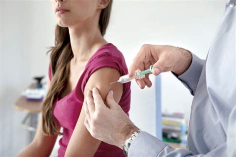 問題疫苗 / 问题疫苗 ― wèntí yìmiáo ― faulty vaccine. 仔細確認‧孕前建議接種的疫苗
