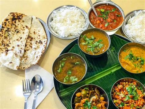 Saravanaa bhavan serves indian vegetarian cuisine. Must Try Indian Restaurants in Kuala Lumpur - Findbulous ...