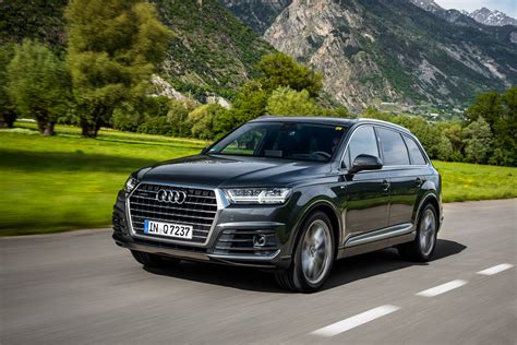 Gallery of 153 high resolution images and press release information. 2016 Audi Q7 Review | CarAdvice