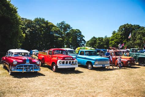 Warm Up Your Wheels For The Best All American Classic Car Show In The Uk Classic Americans